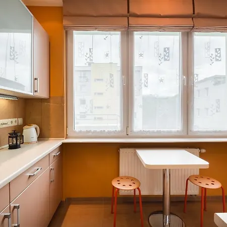 106 Apart Apartment *